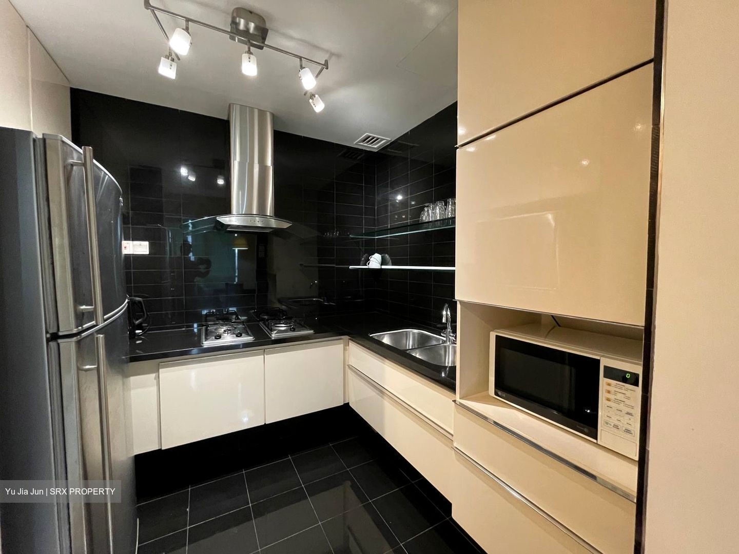 Studio 3 (D10), Apartment #521282841